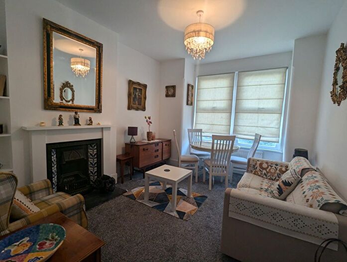 1 Bedroom Flat To Rent In Garthorne Road, London, SE23