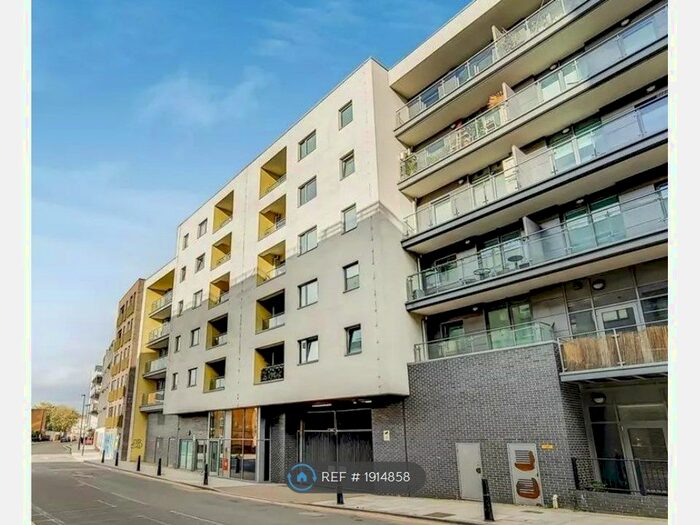 1 Bedroom Flat To Rent In Diprose Court, London, E3