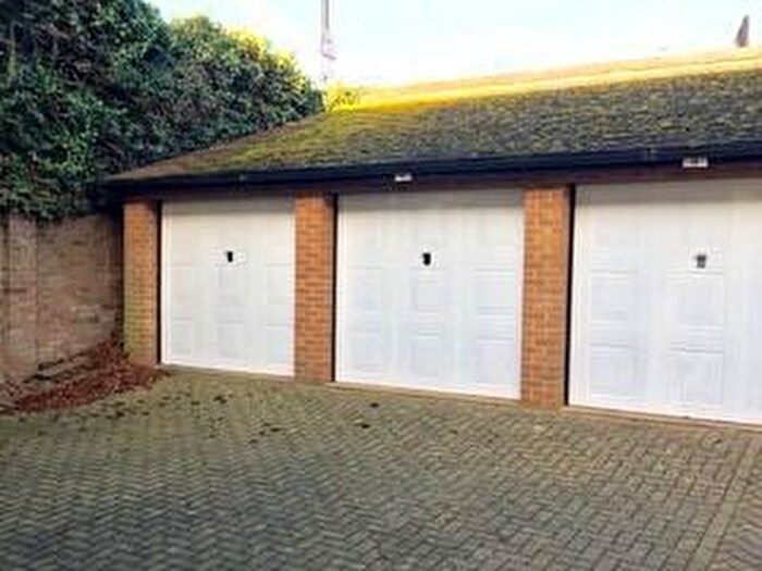 Garages To Rent In Back Lane, Stamford, PE9