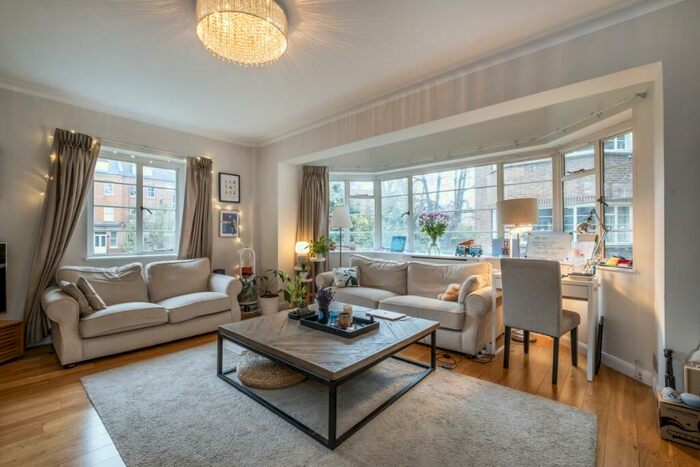 2 Bedroom Flat To Rent In Shoot Up Hill Kilburn, NW2