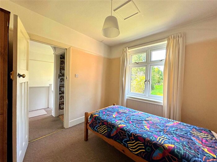 4 Bedroom Detached House For Sale In Buckland Road, Maidstone, Kent, ME16