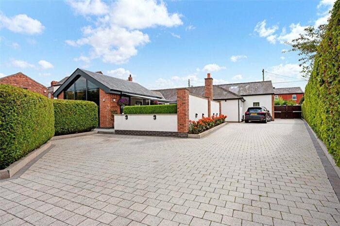 4 Bedroom Detached House For Sale In Chain House Lane, Whitestake, Preston, Lancashire, PR4