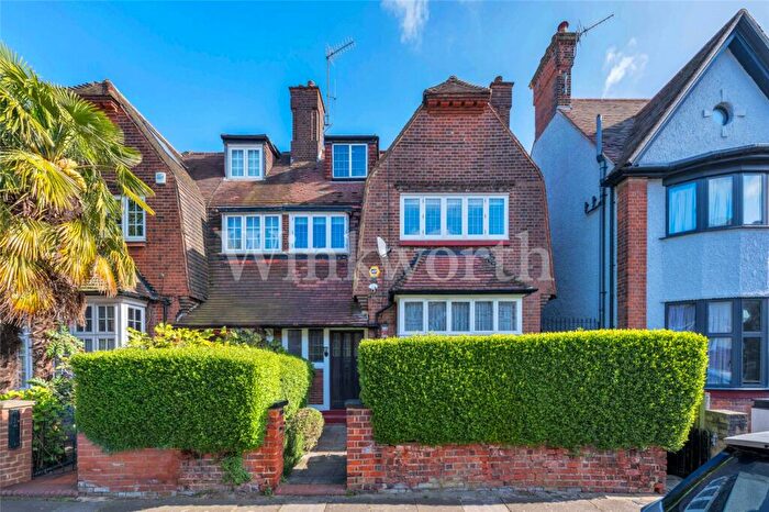 6 Bedroom Semi Detached House For Sale In Woodstock Road, London, NW11