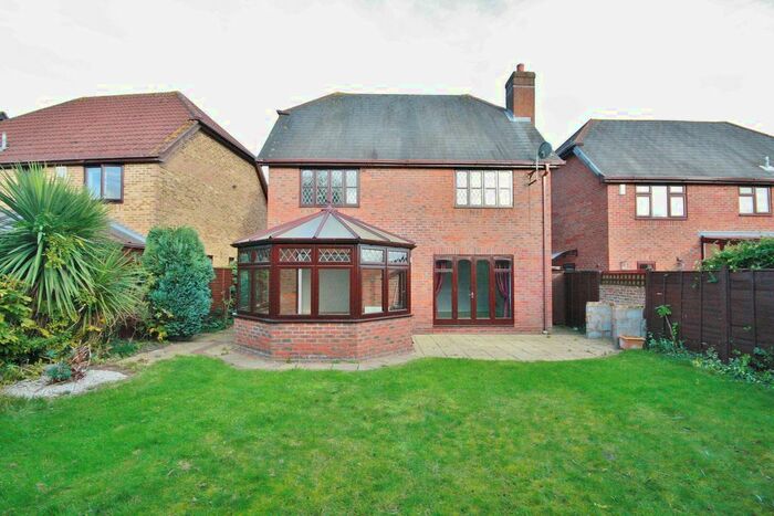 4 Bedroom Detached House To Rent In Rosewood Way, West End, Woking, Surrey, GU24