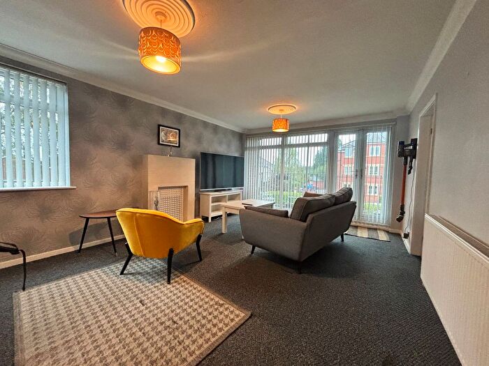 2 Bedroom Property To Rent In Leigh Road, Walsall, WS4