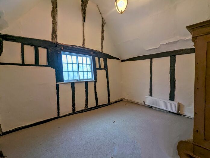 2 Bedroom Property To Rent In High Street, Linton, Cambridge, CB21