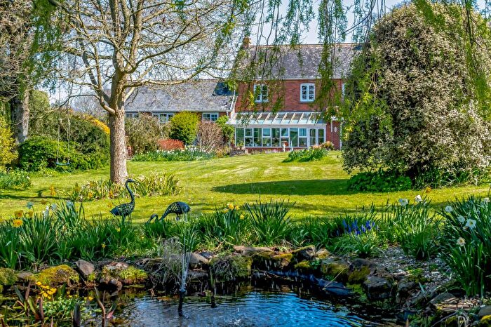 8 Bedroom Detached House For Sale In Holly Ball Lane, Whimple, EX5