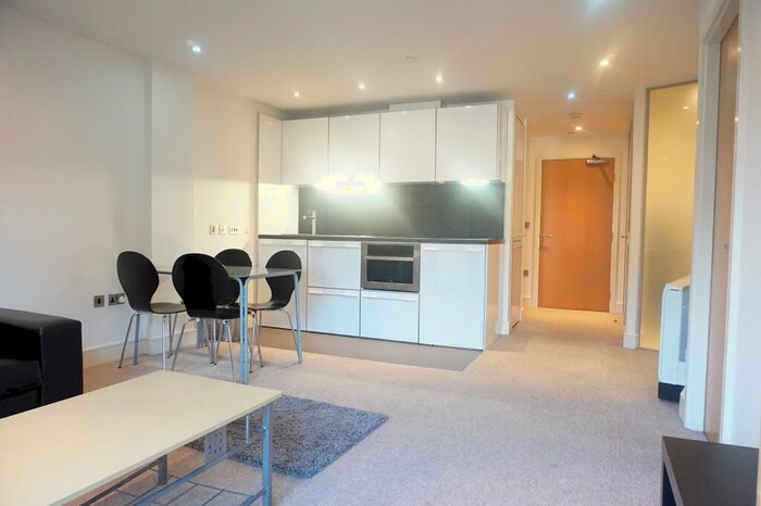 2 Bedroom Apartment To Rent In Talbot Street, Nottingham, NG1