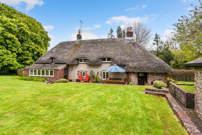 4 Bedroom Detached House For Sale In Temple Brow, East Meon, Hampshire, GU32