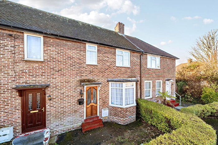 3 Bedroom Terraced House For Sale In Southend Lane, London, SE6