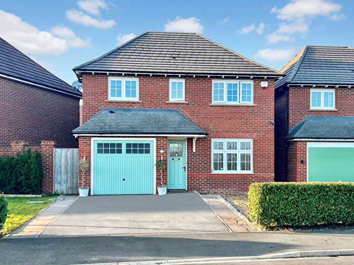 4 Bedroom Detached House For Sale In Sherburn In Elmet, Bramley Park Avenue, LS25