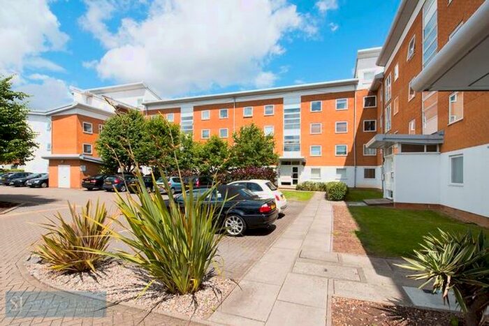 2 Bedroom Flat To Rent In Felixstowe Court, London, E16
