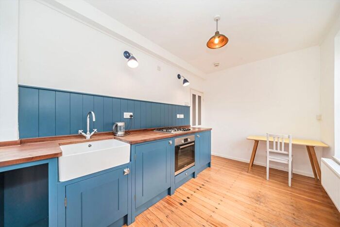 1 Bedroom Flat To Rent In Pritchards Road, London, E2