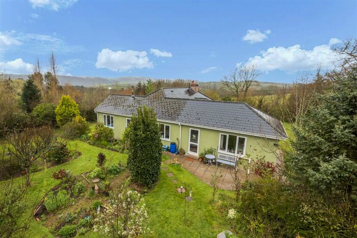 4 Bedroom Bungalow For Sale In Dunsford, Exeter, EX6