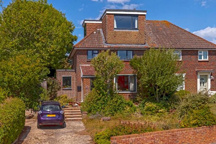 5 Bedroom Semi-Detached House For Sale In Kenilworth Close, Brighton, BN2