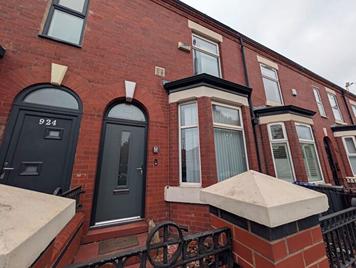 4 Bedroom Property To Rent In Ashton New Road, Manchester, M11
