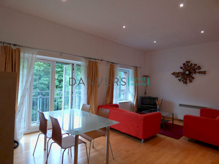 2 Bedroom Apartment To Rent In The River Buildings, Western Road, LE3