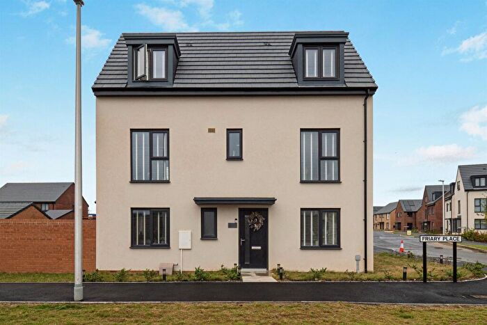 4 Bedroom Detached House For Sale In Friary Place, Kingswood, Hull, HU7