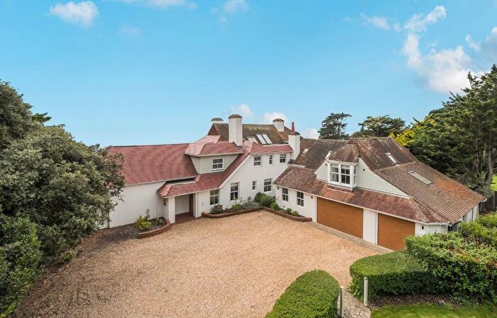 6 Bedroom Detached House For Sale In Crofton Avenue, Hill Head, Hampshire, PO13