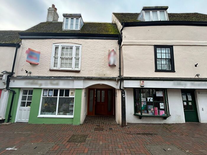 1 Bedroom Flat To Rent In King Harold Court, Sun Street, Waltham Abbey, EN9