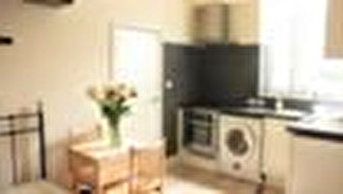 Studio To Rent In Junction Road, London, N19