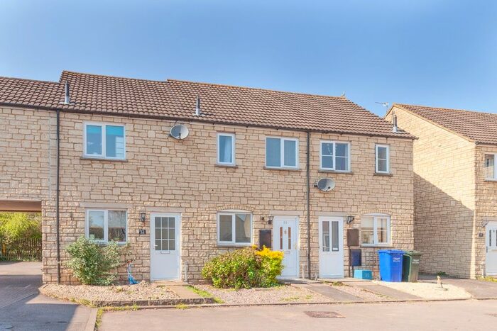 2 Bedroom Terraced House To Rent In Avocet Way, Bicester, OX26