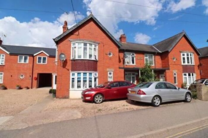 3 Bedroom Flat For Sale In Knight Street, Pinchbeck, Spalding, PE11
