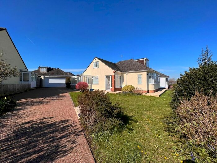 2 Bedroom Detached Bungalow For Sale In Uplands Road, Saltford, Bristol, BS31