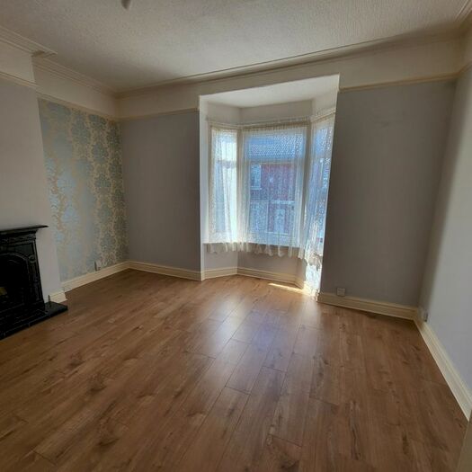 2 Bedroom Flat To Rent In Lister Avenue, Balby, Doncaster, DN4