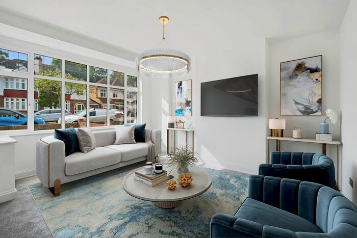 5 Bedroom Semi-Detached House To Rent In South Way, Croydon, Surrey, CR0