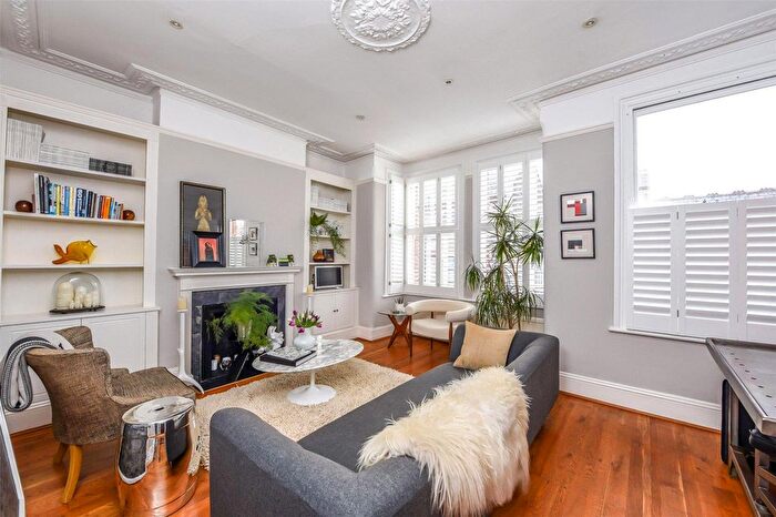 2 Bedroom Flat To Rent In Rectory Grove, London, SW4