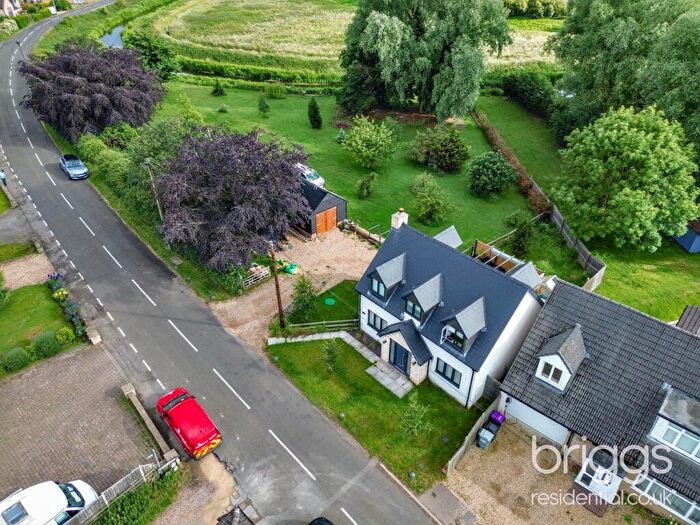 3 Bedroom Detached House For Sale In Eastgate, Deeping St James, Market Deeping, PE6