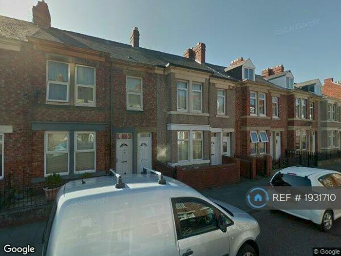 3 Bedroom Flat To Rent In Northbourne Street, Gateshead, NE8