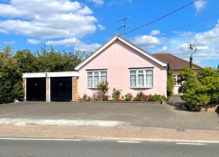 3 Bedroom Detached Bungalow For Sale In D'arcy Road, Tolleshunt Knights, CO5