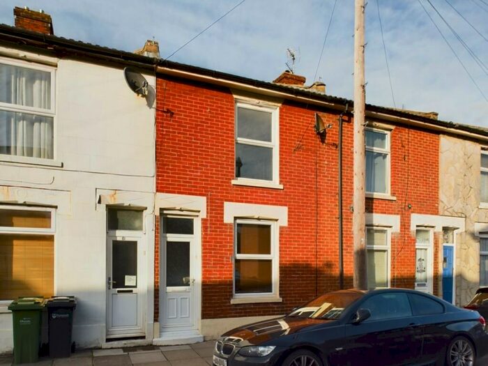 2 Bedroom Terraced House To Rent In Winchester Road, Portsmouth, PO2