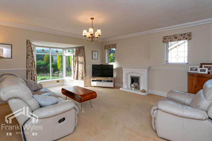 4 Bedroom Detached House For Sale In North Houses Lane, Lytham St. Annes, Lancashire, FY8