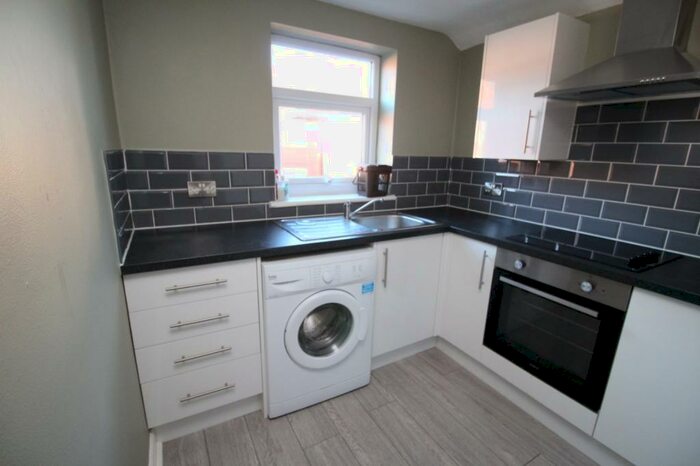 1 Bedroom Apartment To Rent In Gorton Road, Stockport, Greater Manchester, SK5
