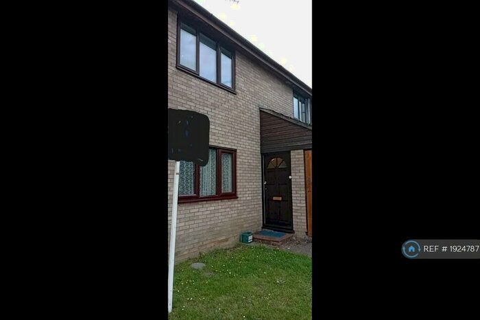 1 Bedroom Flat To Rent In Gazelle Court, Colchester, CO4