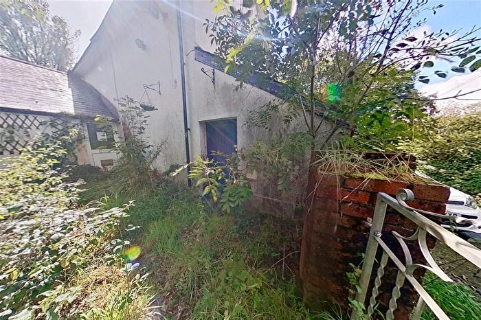 2 Bedroom Detached House For Sale In Cwmbach, Whitland, SA34
