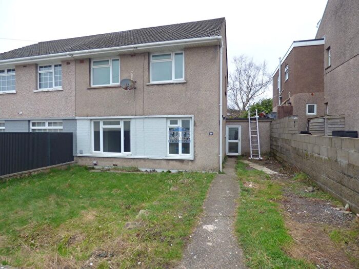 3 Bedroom Semi Detached House To Rent In Heol Las, Pencoed, Bridgend ., CF35