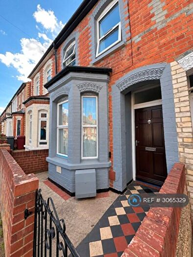 3 Bedroom Terraced House To Rent In Belmont Road, Reading, RG30