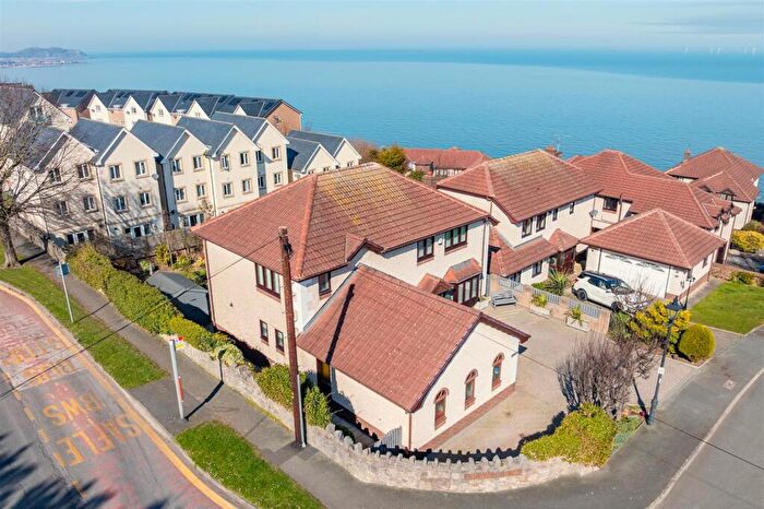4 Bedroom Detached House For Sale In Bryn Colwyn, Colwyn Bay, LL29