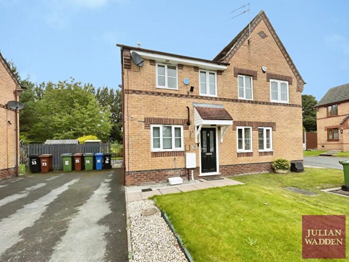 2 Bedroom Semi-Detached House To Rent In Petrel Close, Adswood, Stockport, SK3
