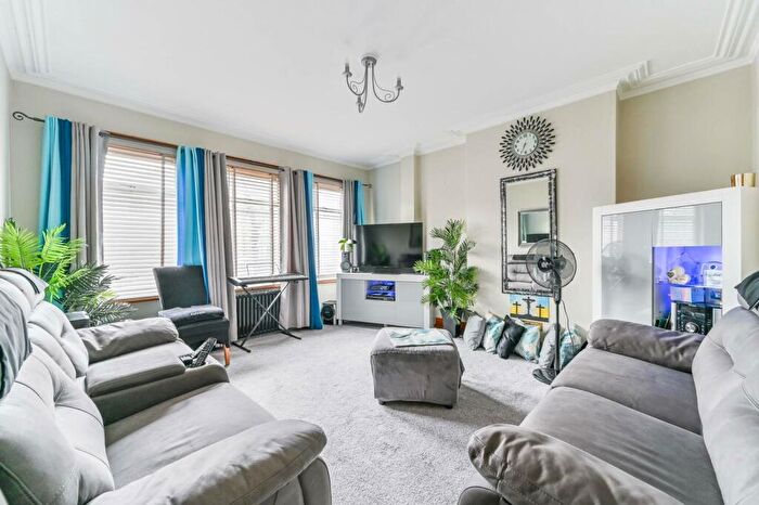 3 Bedroom Terraced House To Rent In Colliers Water Lane, Thornton Heath, CR7