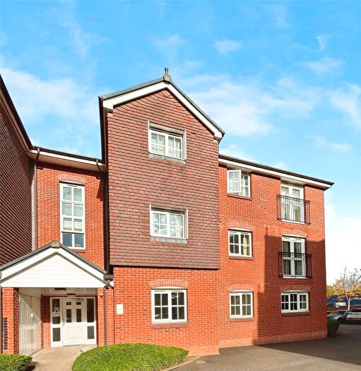 2 Bedroom Flat For Sale In Hendeley Court, Burton-on-Trent, Staffordshire, DE14