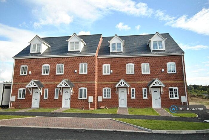 3 Bedroom End Of Terrace House To Rent In Kiln Court, Kirk Sandall, Doncaster, DN3