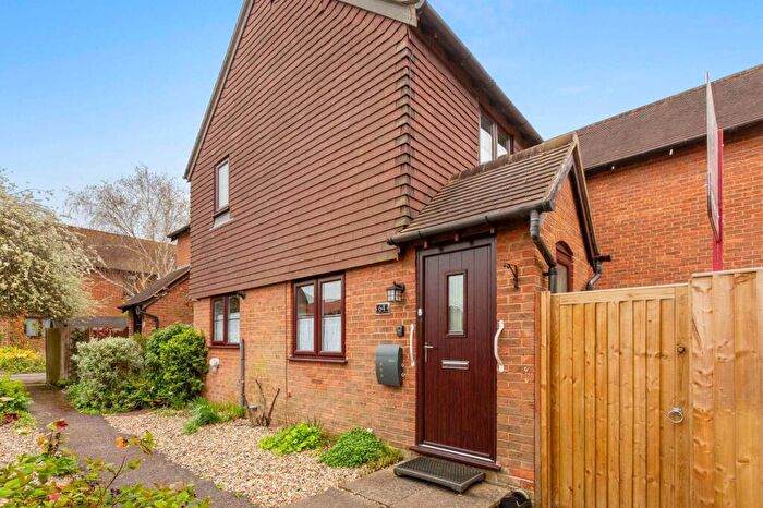 2 Bedroom Semi Detached House For Sale In Jasmine Crescent, Princes Risborough, HP27