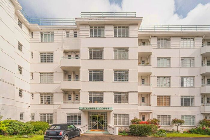 1 Bedroom Flat To Rent In Stanbury Court, Belsize Park, London, NW3