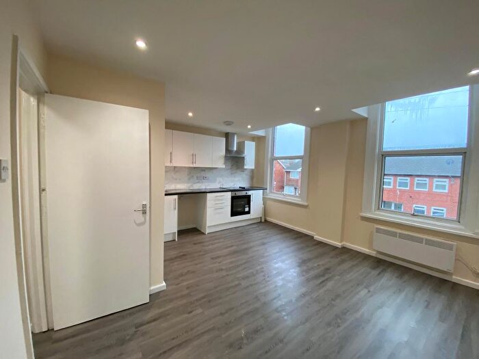 1 Bedroom Flat To Rent In Calton Road, Gloucester, Gloucestershire, GL1