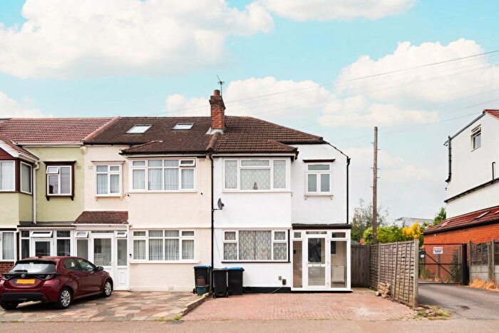 3 Bedroom Semi-Detached House To Rent In Tadworth Avenue, New Malden, KT3